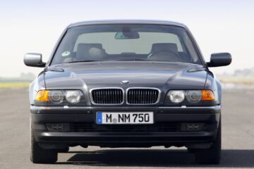 BMW 7 series E38